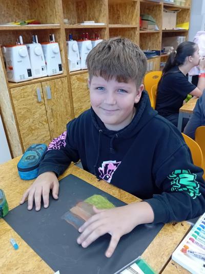 Naše chodba? Teď oficiálně světlušková zóna!