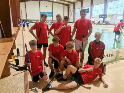 Starší žákyně postoupily do finále florbalu