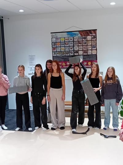 Tanec a umění pod širým nebem – škola se připravuje na NEBEFEST!