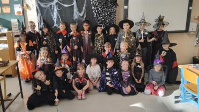 Čáry máry, čáry máry, zní na Slovákové....