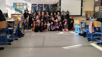 Čáry máry, čáry máry, zní na Slovákové....