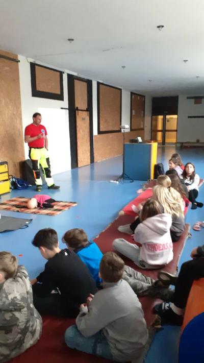 Beseda o první pomoci