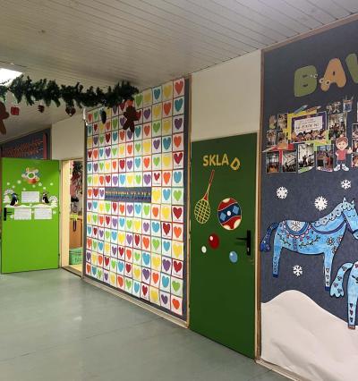 Družinová vlajka už visí