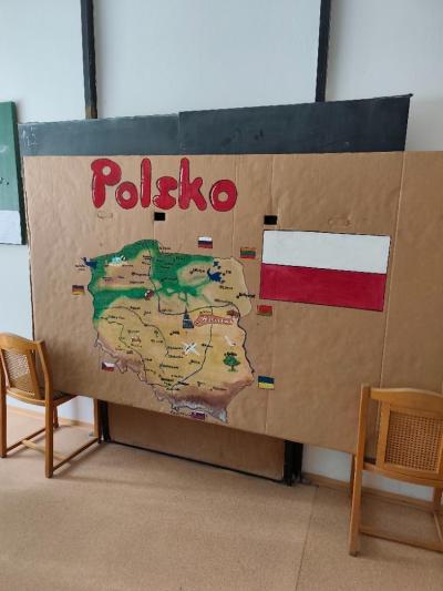 Sousedi pod lupou osmáků
